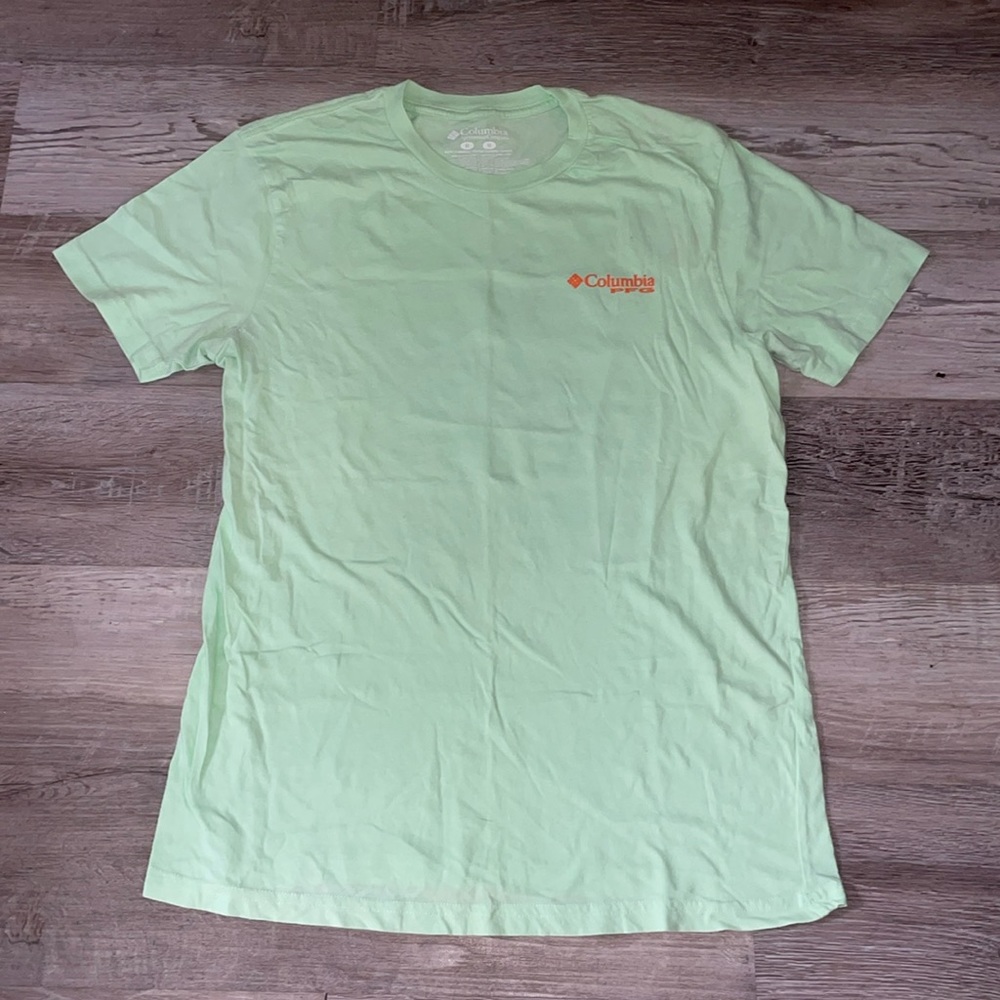 Columbia PFG short sleeves tshirt green size medium